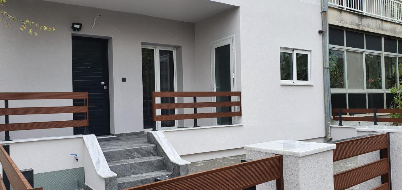 فيلا أليكسانثيربوليسفي Myhouse المظهر الخارجي الصورة